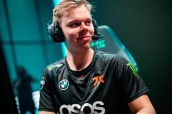 爱游戏下载-SHR险胜FNC，Meiko2制霸全场的简单介绍