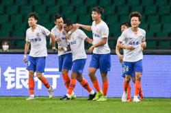 AYX官方直播-雄狮卡尔斯鲁厄主场逆转对手，实现反超的简单介绍