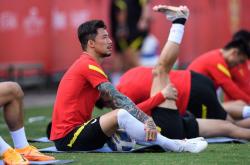 爱游戏官网-包含边卫张琳芃发挥出色，协助球队晋级淘汰赛的词条