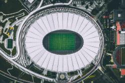 爱游戏官方-年度焦点之战之夜，爱德华兹攻防两端统治，宣告新时代降临