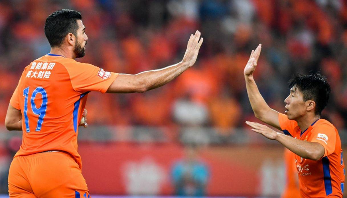 比赛太激烈了！上港客场-战胜鲁能的简单介绍