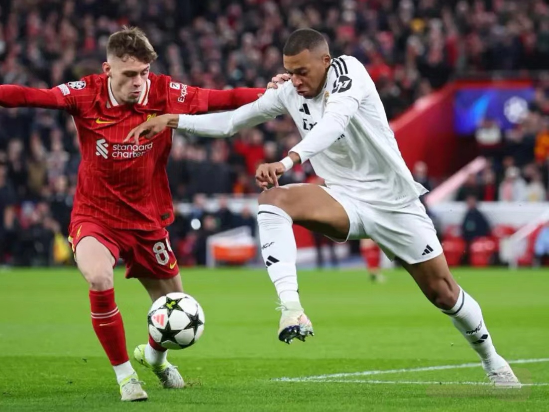 利物浦主场对阵意甲劲旅精彩对决 利物浦主场对阵意甲劲旅精彩对决