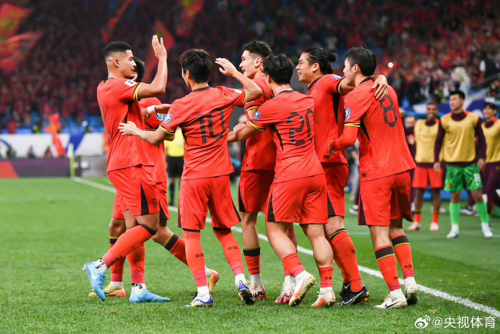 亚洲杯赛事第二轮,备受关注的比赛赛场燃烧的简单介绍 亚洲杯赛事第二轮,备受关注的比赛赛场燃烧的简单介绍