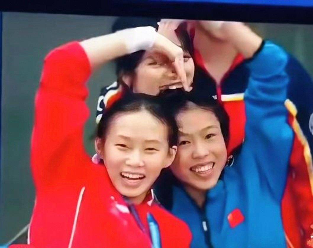 运动员的顶级表现赢得全场掌声