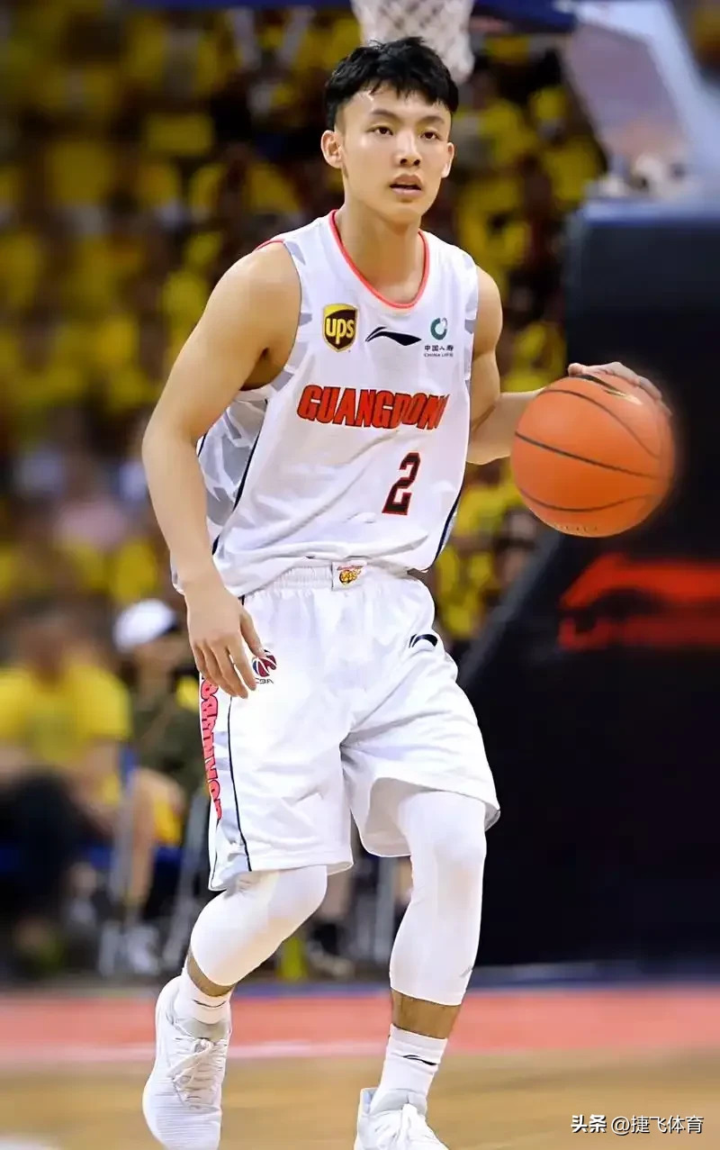 包含广东延续连胜势头，轻松击败上海，保持不败纪录的词条