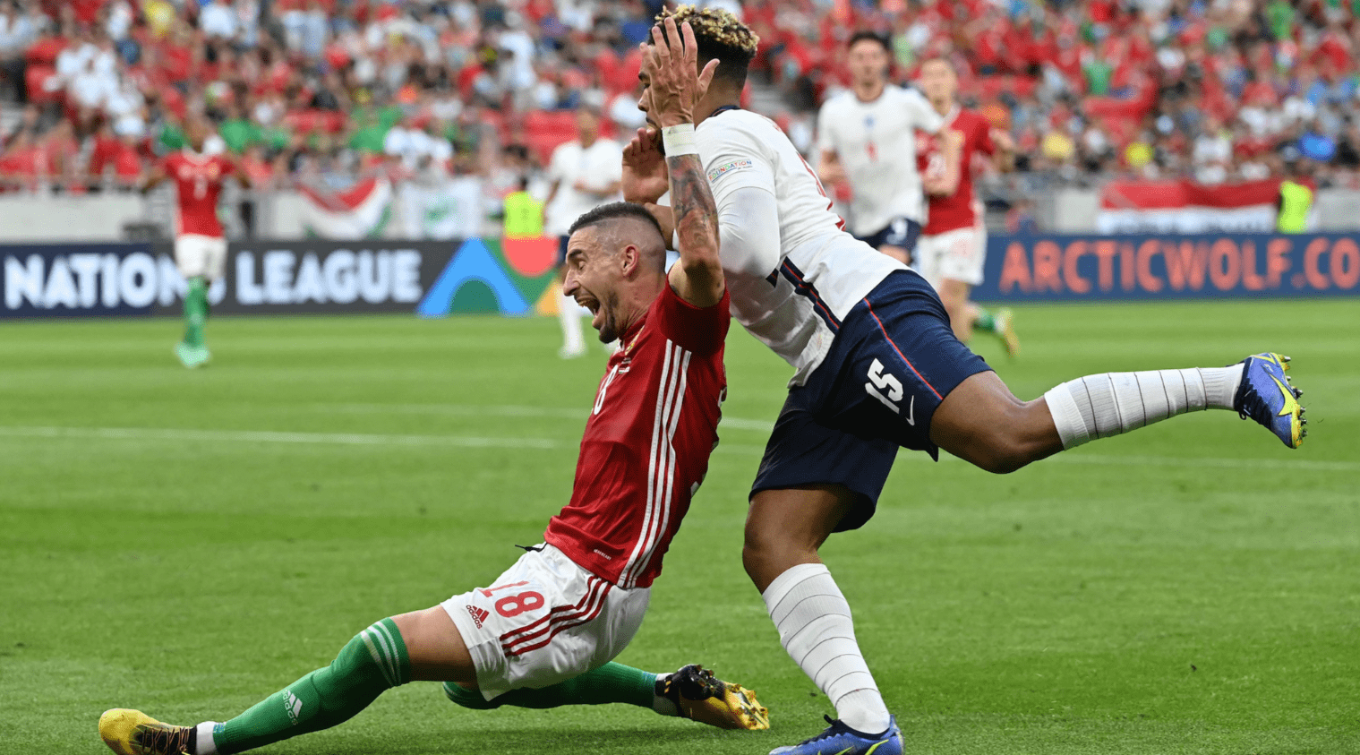 关于精英之战:欧国联赛场上的冠军之争的信息 关于精英之战:欧国联赛场上的冠军之争的信息