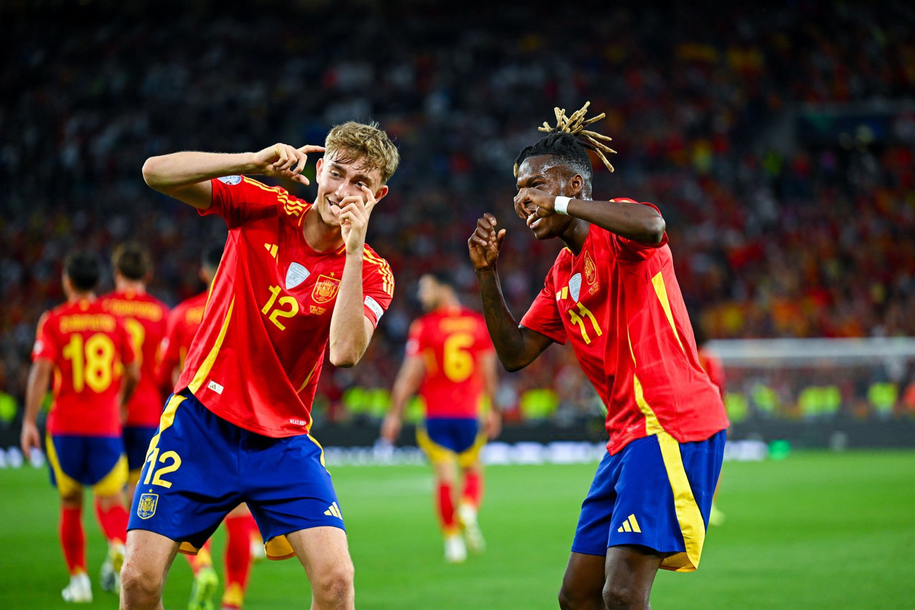 法国队横扫葡萄牙队，马龙扛起全队