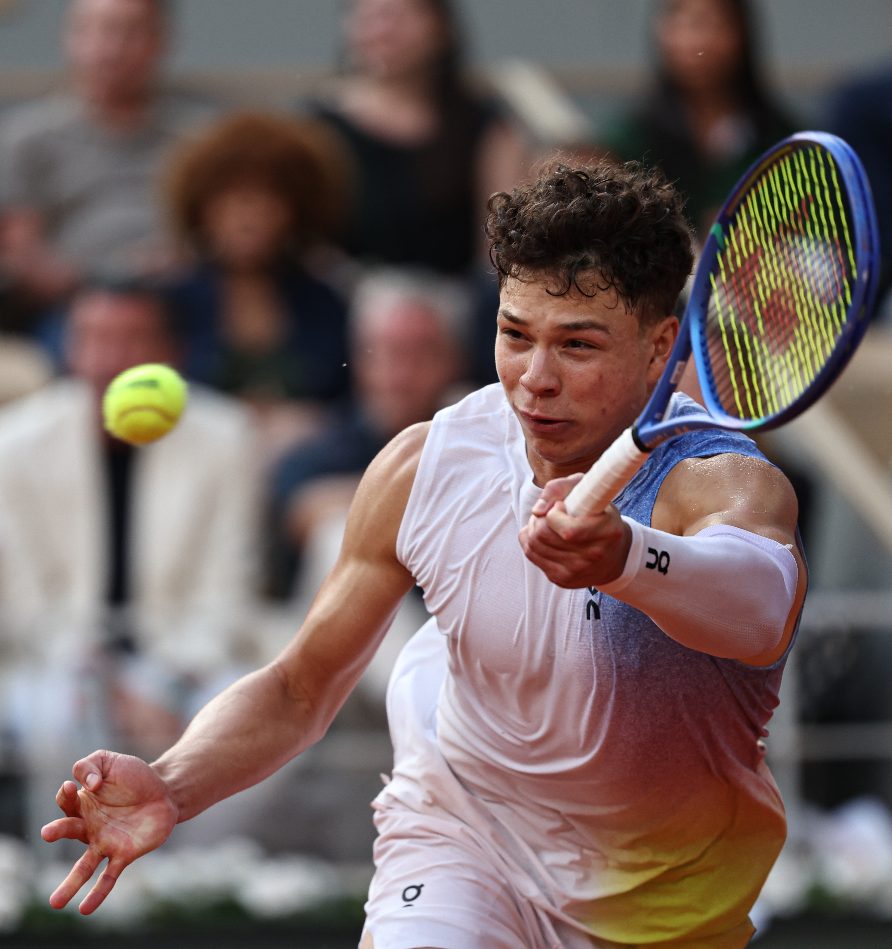 美国网球队力克澳大利亚网球队，阿尔卡拉斯统治全场的简单介绍