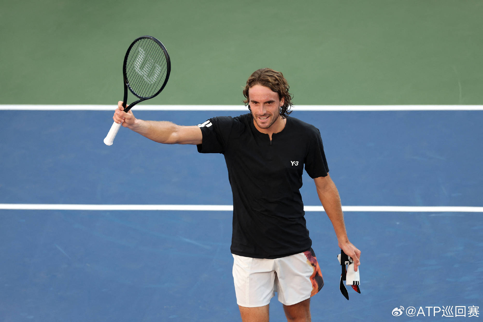 世界网球队碾压德国网球队，西西帕斯送出助攻