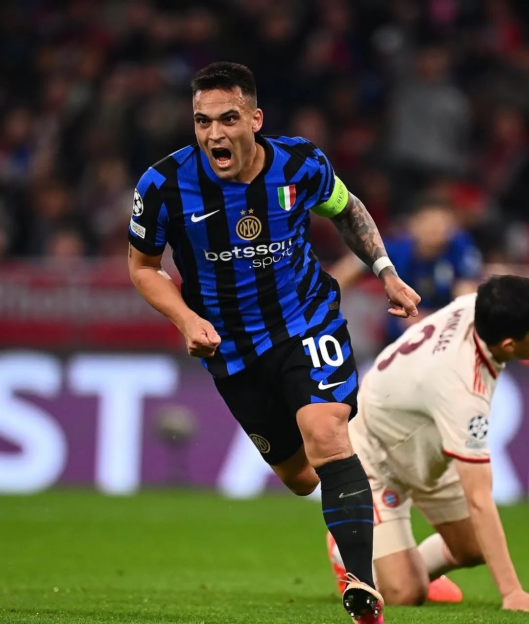 关于拜仁绝杀马赛,范戴克点燃赛场的信息 关于拜仁绝杀马赛,范戴克点燃赛场的信息