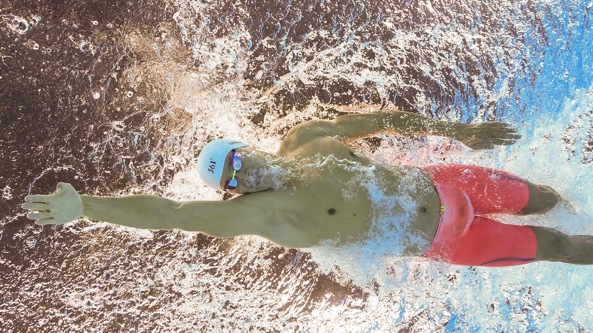 西甲德比硝烟未散，玻利维亚高原奇迹，阿根廷客场折戟的战术启示