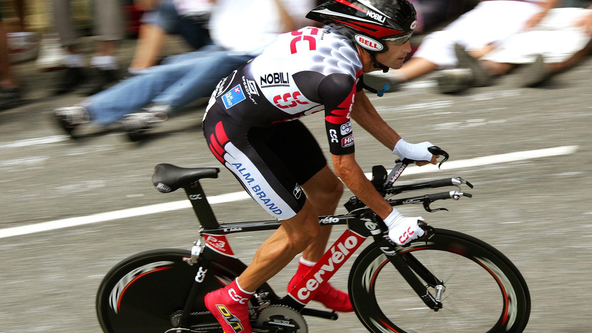 冰与火之歌，新疆队强压马刺，范弗利特关键一投定乾坤